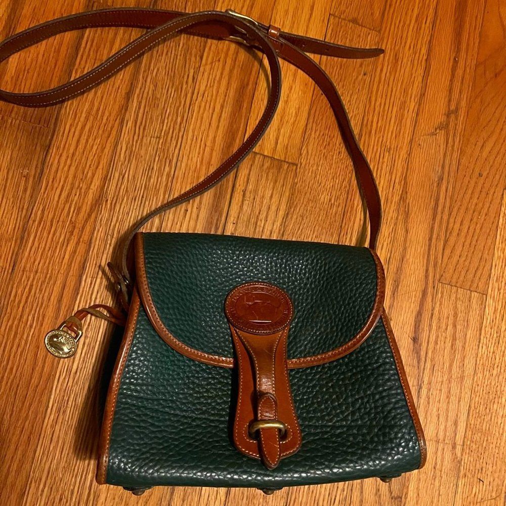 Dooney & Bourke All Weather Leather Medium Essex Shoulder Bag Model R25
